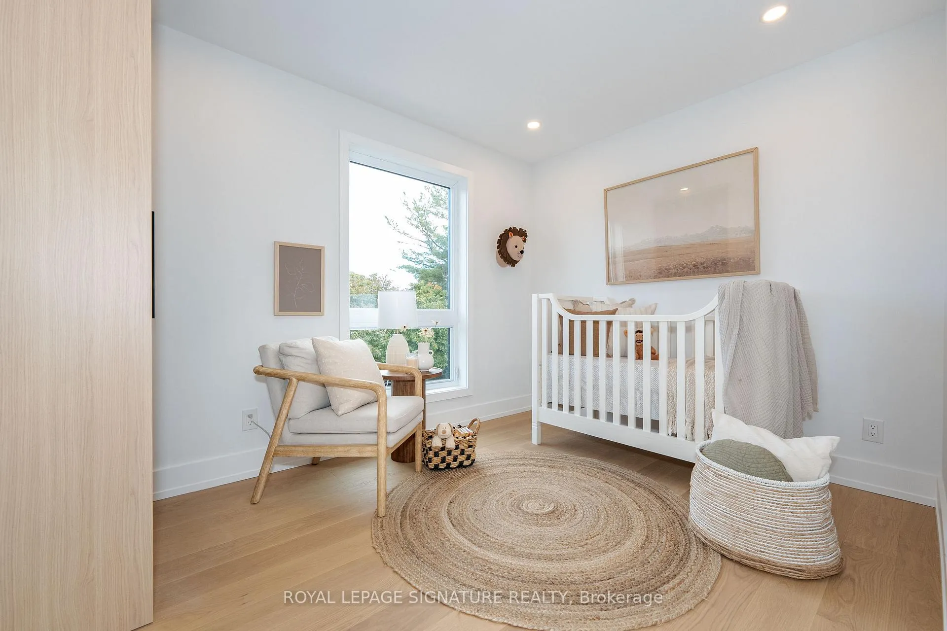 Photo 15 of 99 Yardley Avenue, Toronto, East York — HOMEH