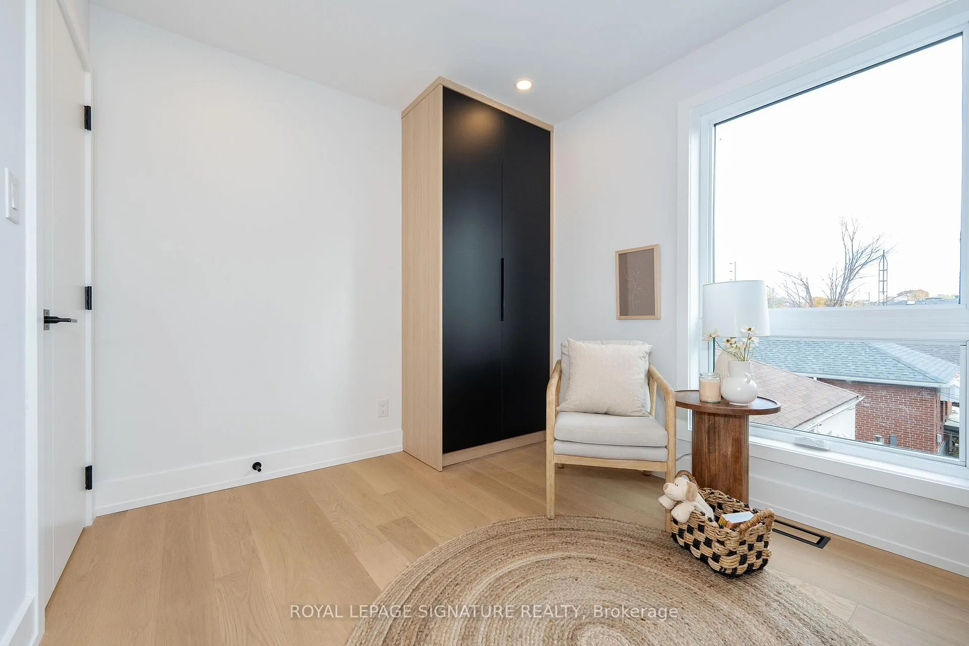 Photo 16 of 99 Yardley Avenue, Toronto, East York — HOMEH