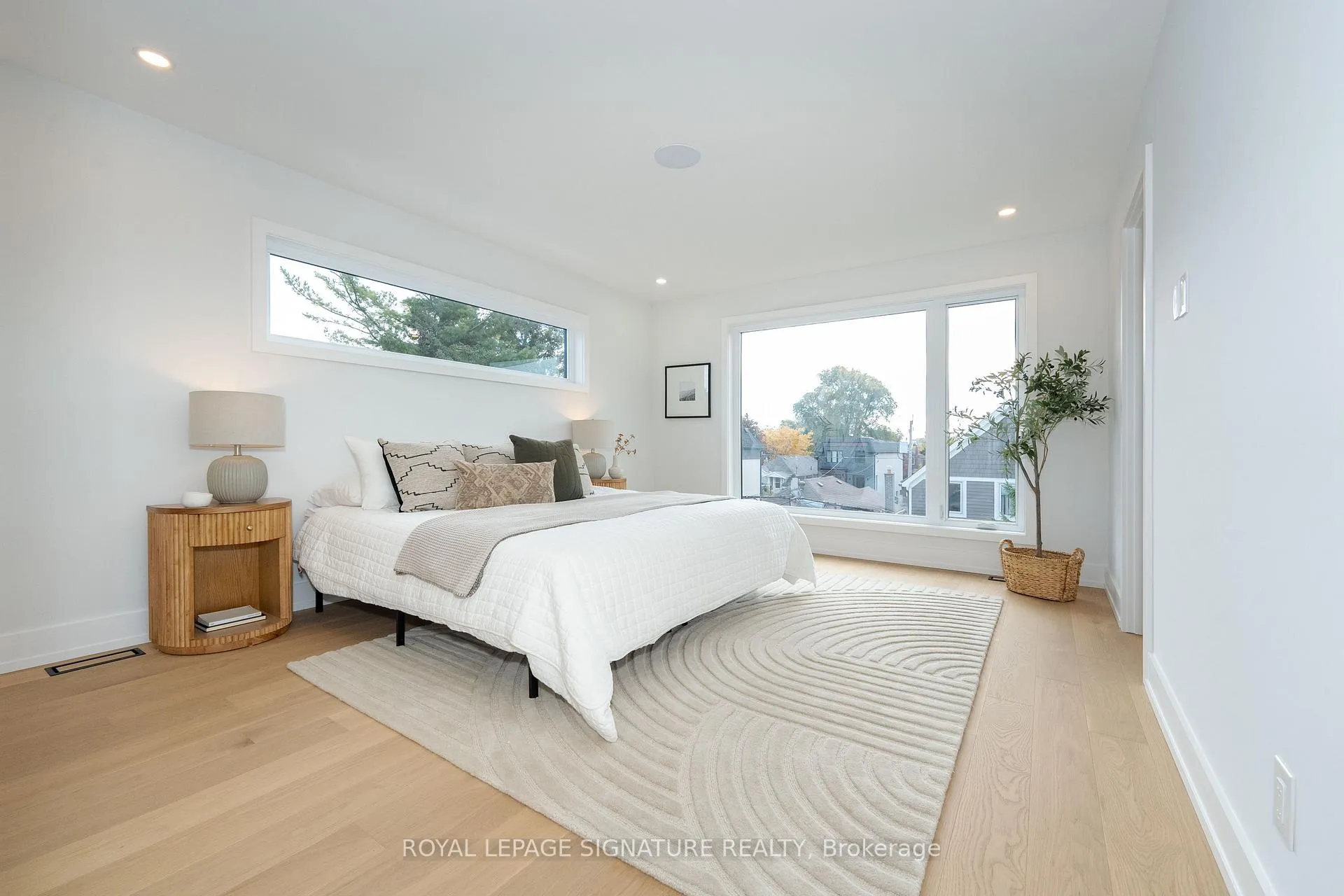 Photo 18 of 99 Yardley Avenue, Toronto, East York — HOMEH