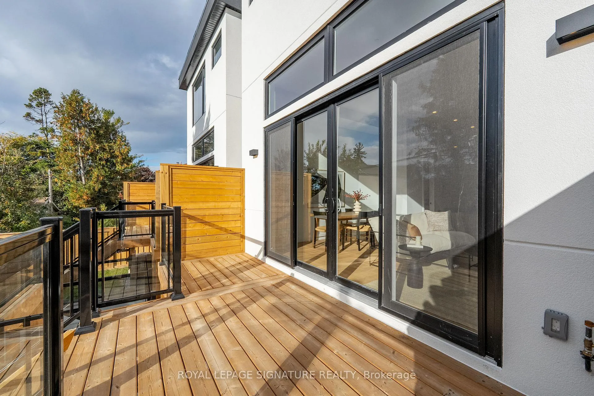 Photo 35 of 99 Yardley Avenue, Toronto, East York — HOMEH