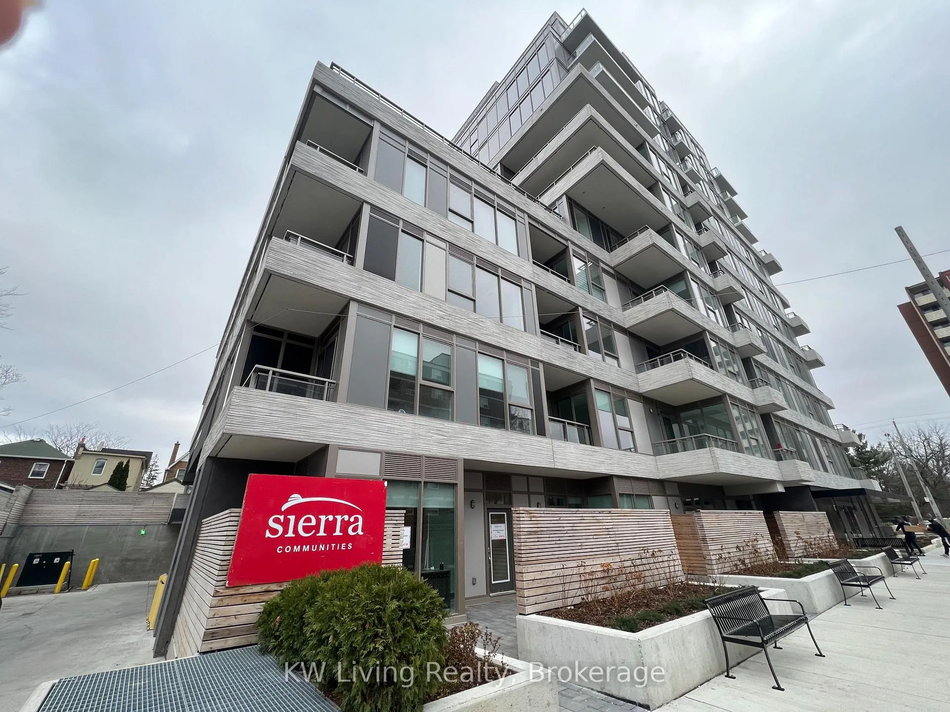 Photo 1 of Unit 905, 1 Cardiff Road, Toronto, Mount Pleasant East — HOMEH