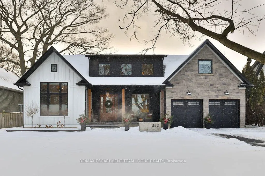Photo 1 of 352 Wilson Avenue, Burlington, Shoreacres — HOMEH
