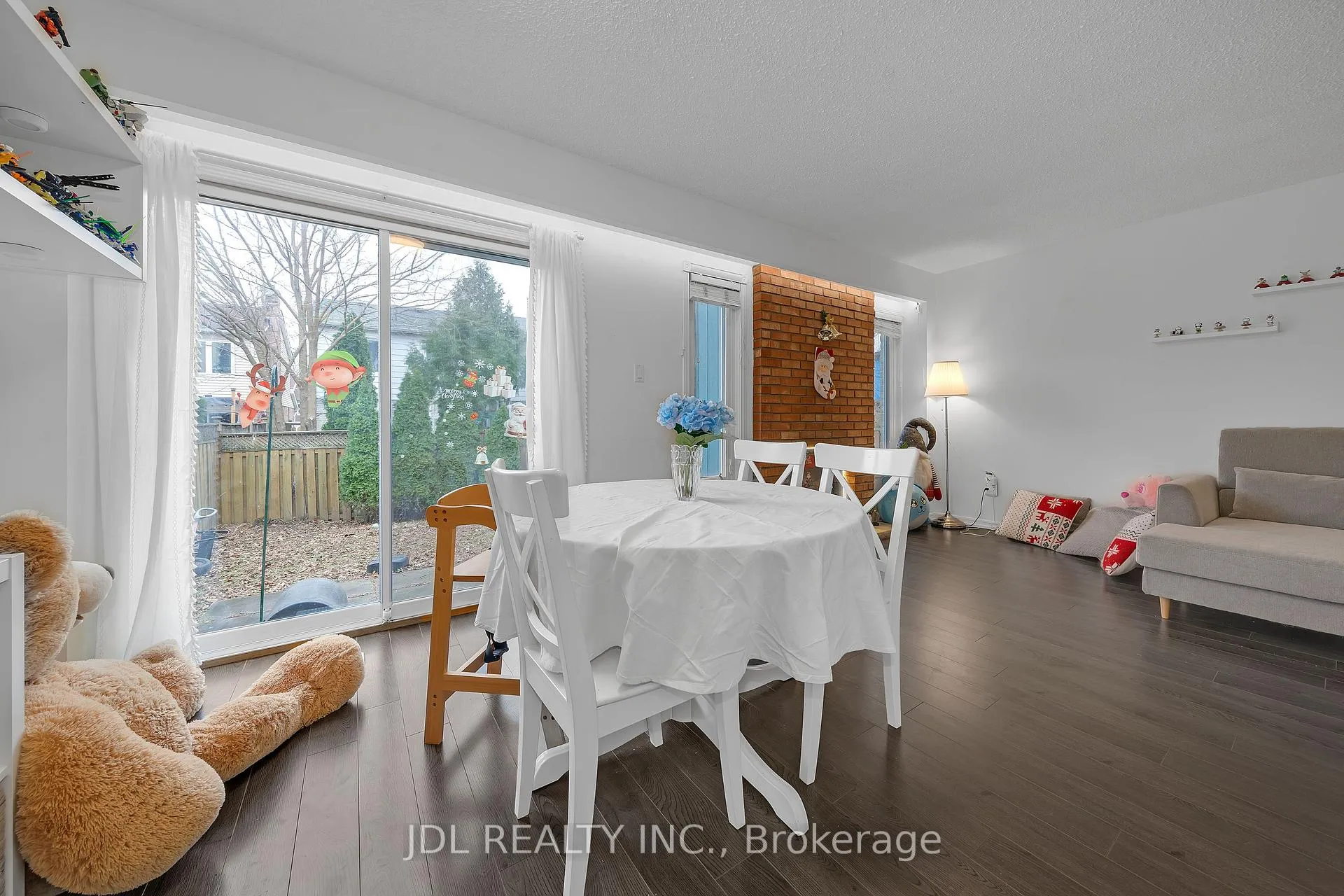 Photo 11 of 83 Reginald Crescent, Markham, Markham Village — HOMEH