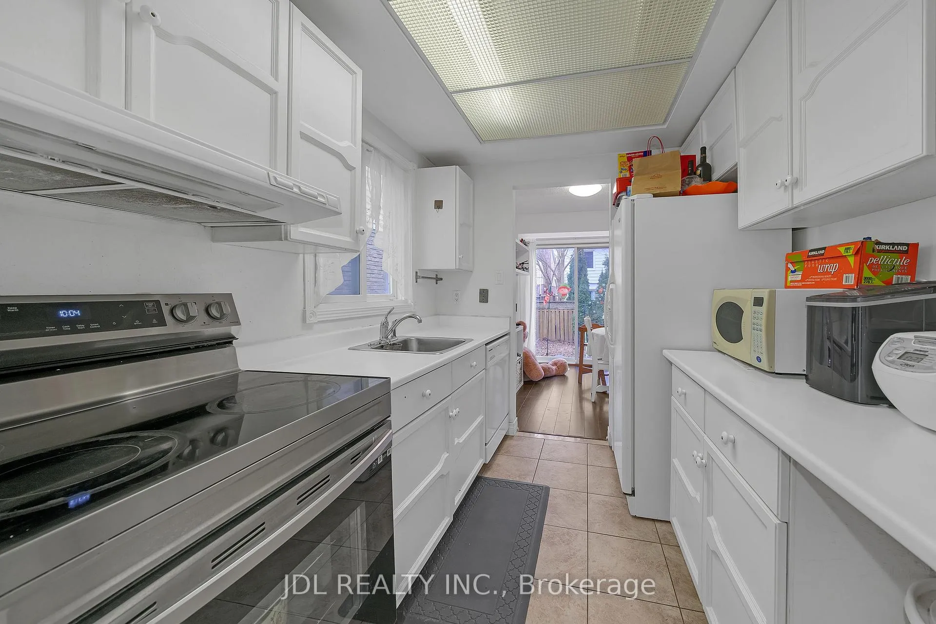 Photo 13 of 83 Reginald Crescent, Markham, Markham Village — HOMEH