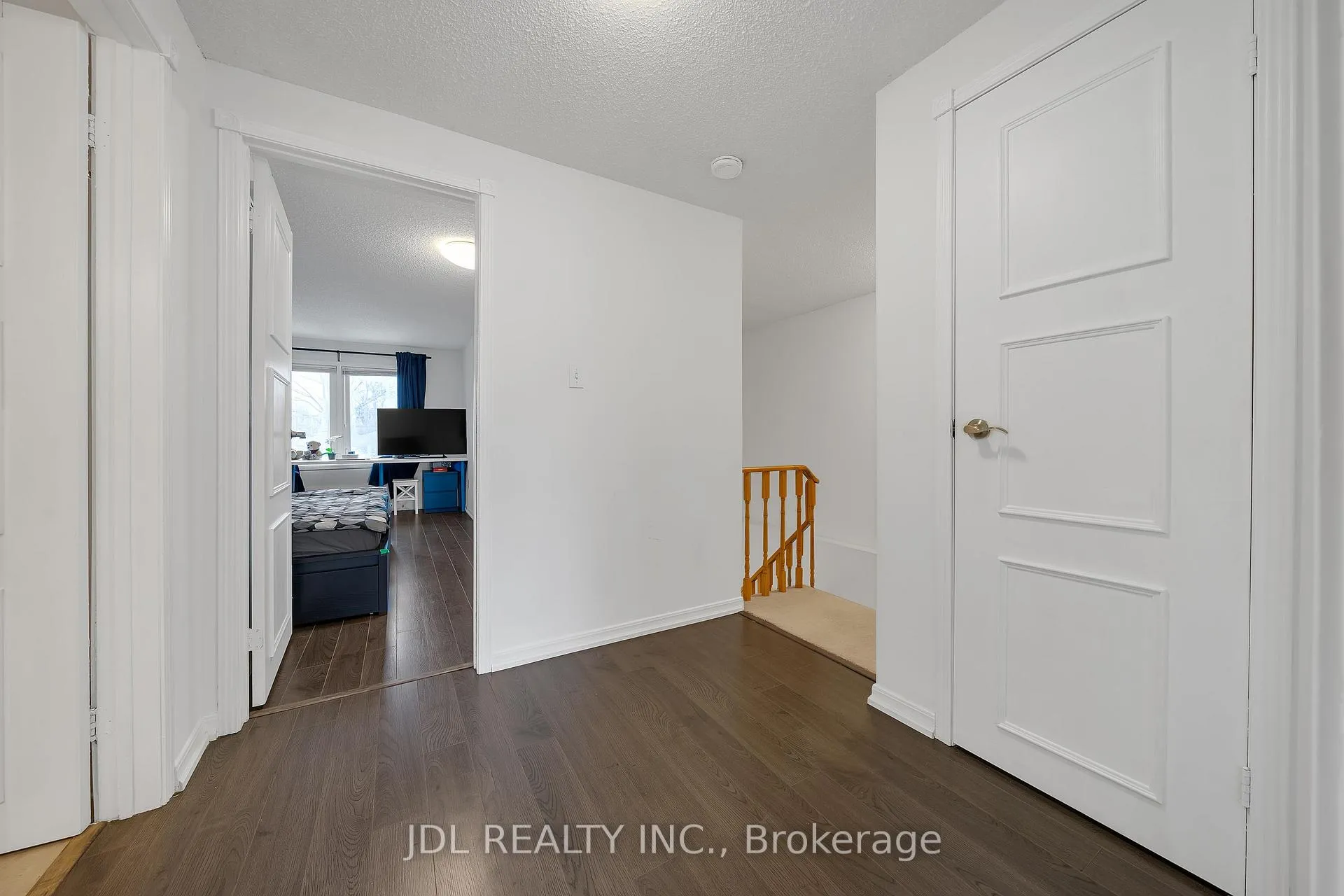 Photo 18 of 83 Reginald Crescent, Markham, Markham Village — HOMEH