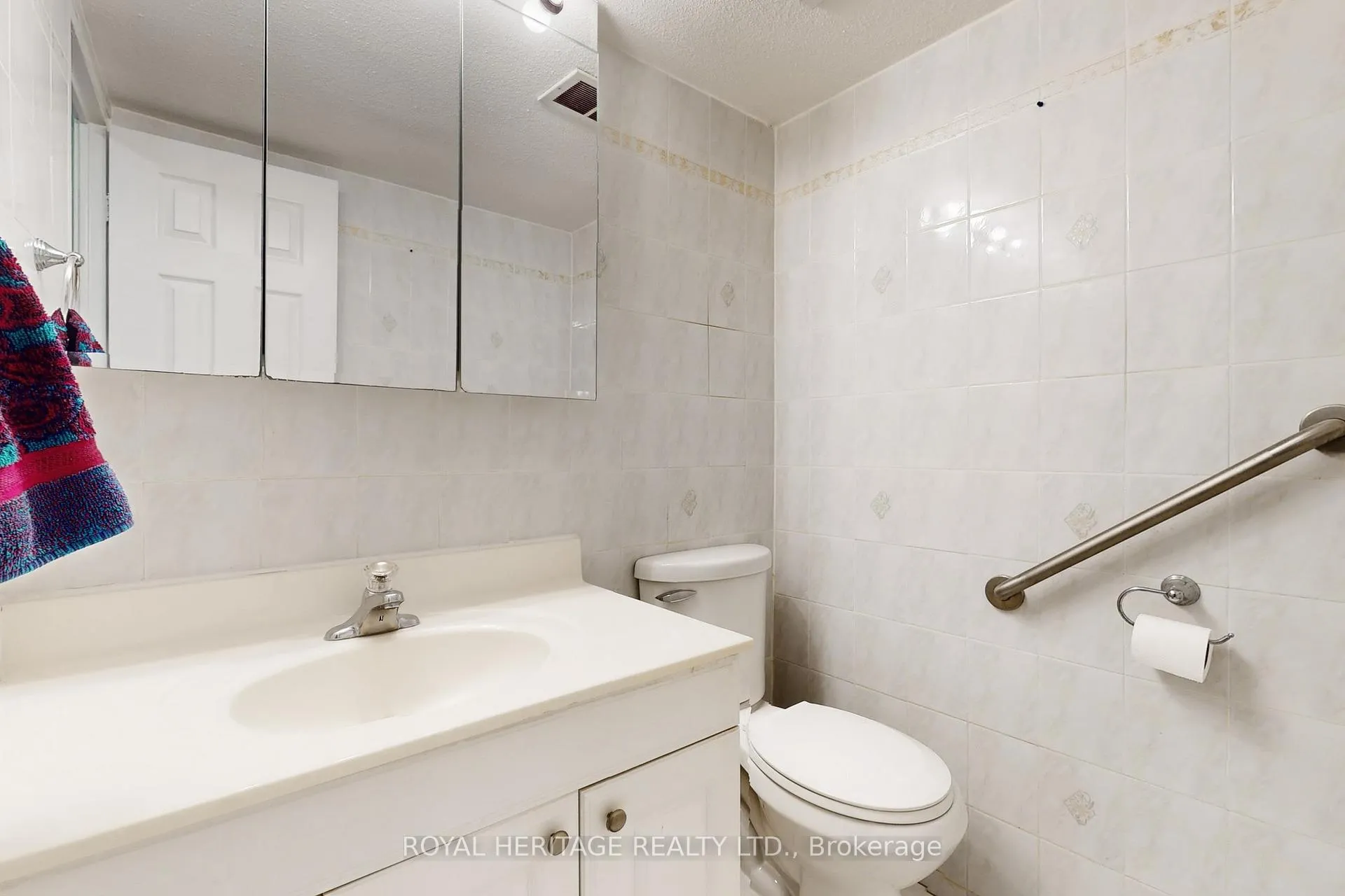Photo 23 of Unit 301, 3 Massey Square, Toronto, Crescent Town — HOMEH