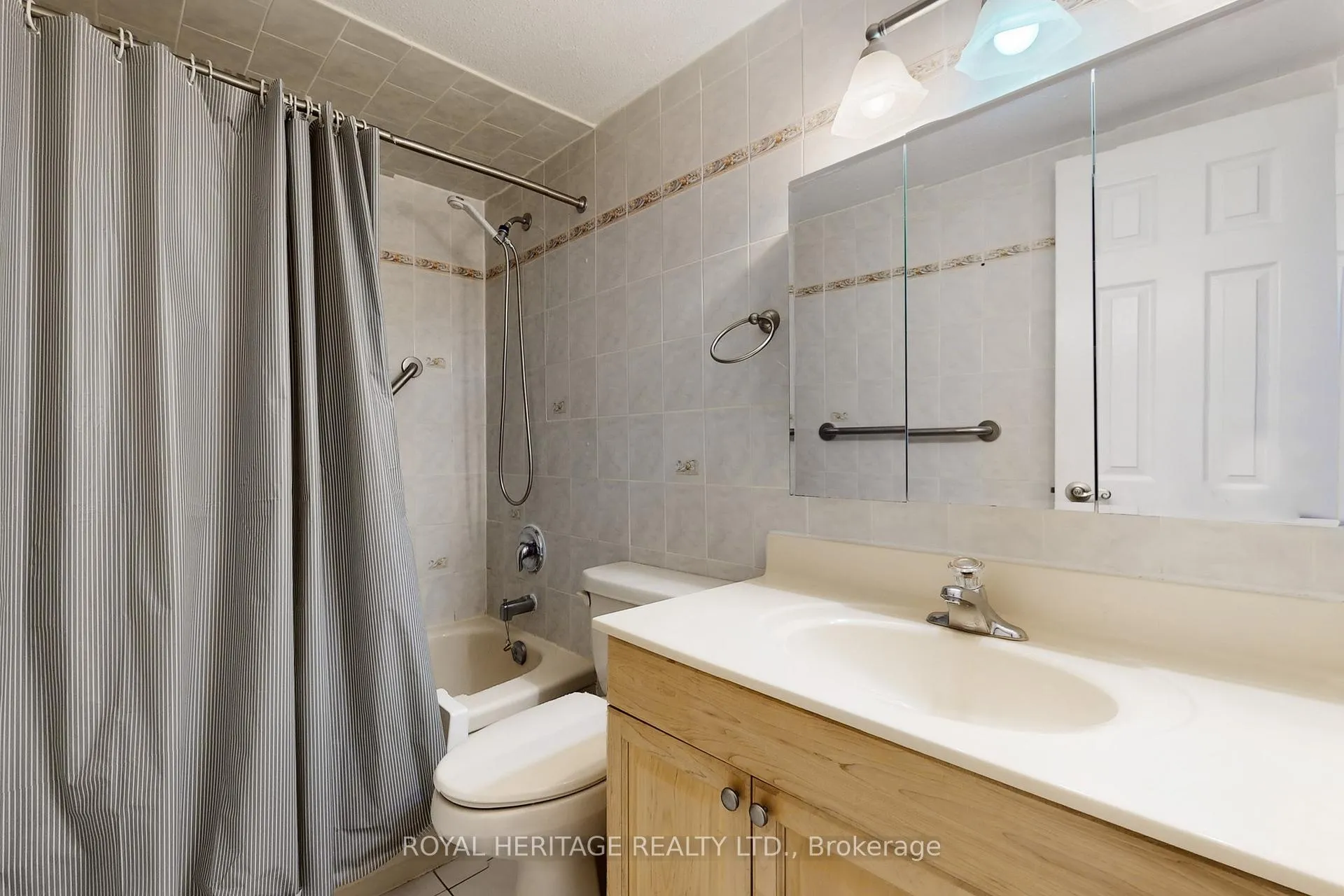 Photo 28 of Unit 301, 3 Massey Square, Toronto, Crescent Town — HOMEH
