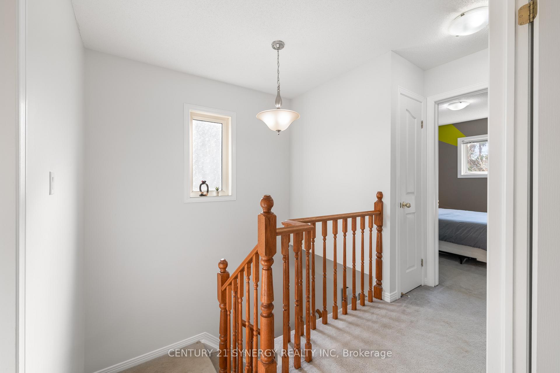 Photo 20 of 548 Wild Shore Crescent, Ottawa, Riverside South/Gloucester Glen — HOMEH