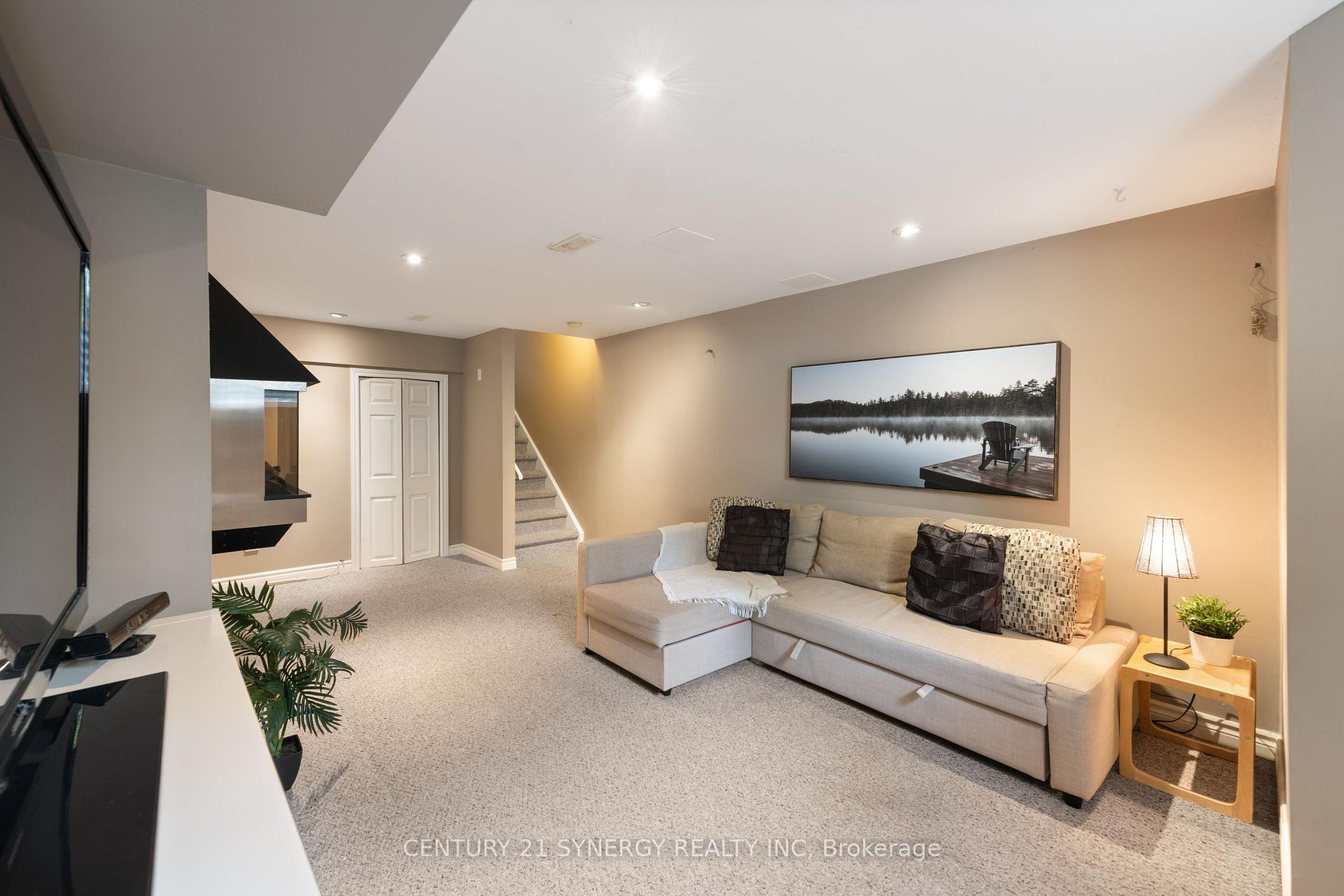 Photo 30 of 548 Wild Shore Crescent, Ottawa, Riverside South/Gloucester Glen — HOMEH