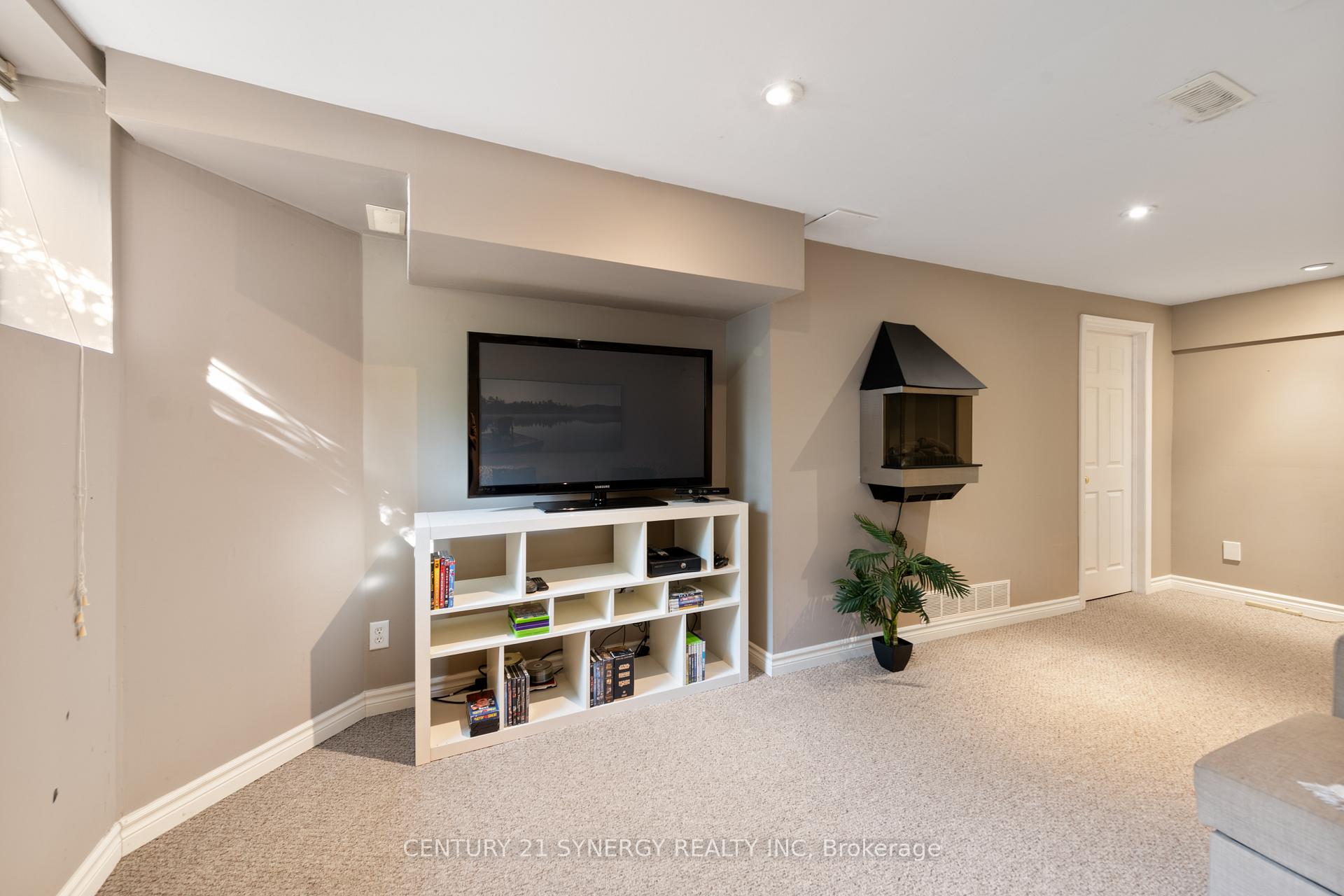 Photo 31 of 548 Wild Shore Crescent, Ottawa, Riverside South/Gloucester Glen — HOMEH