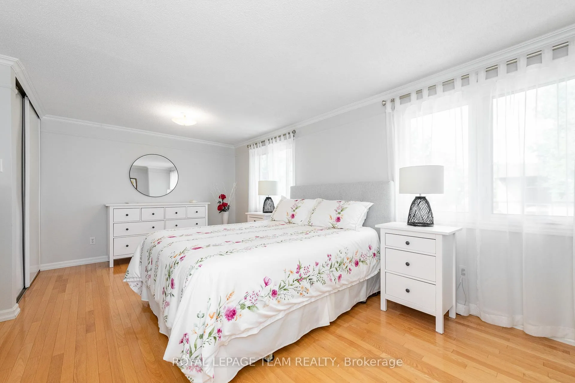 Photo 11 of 2604 Southvale Crescent S, Ottawa, Sheffield Glen/Industrial Park — HOMEH
