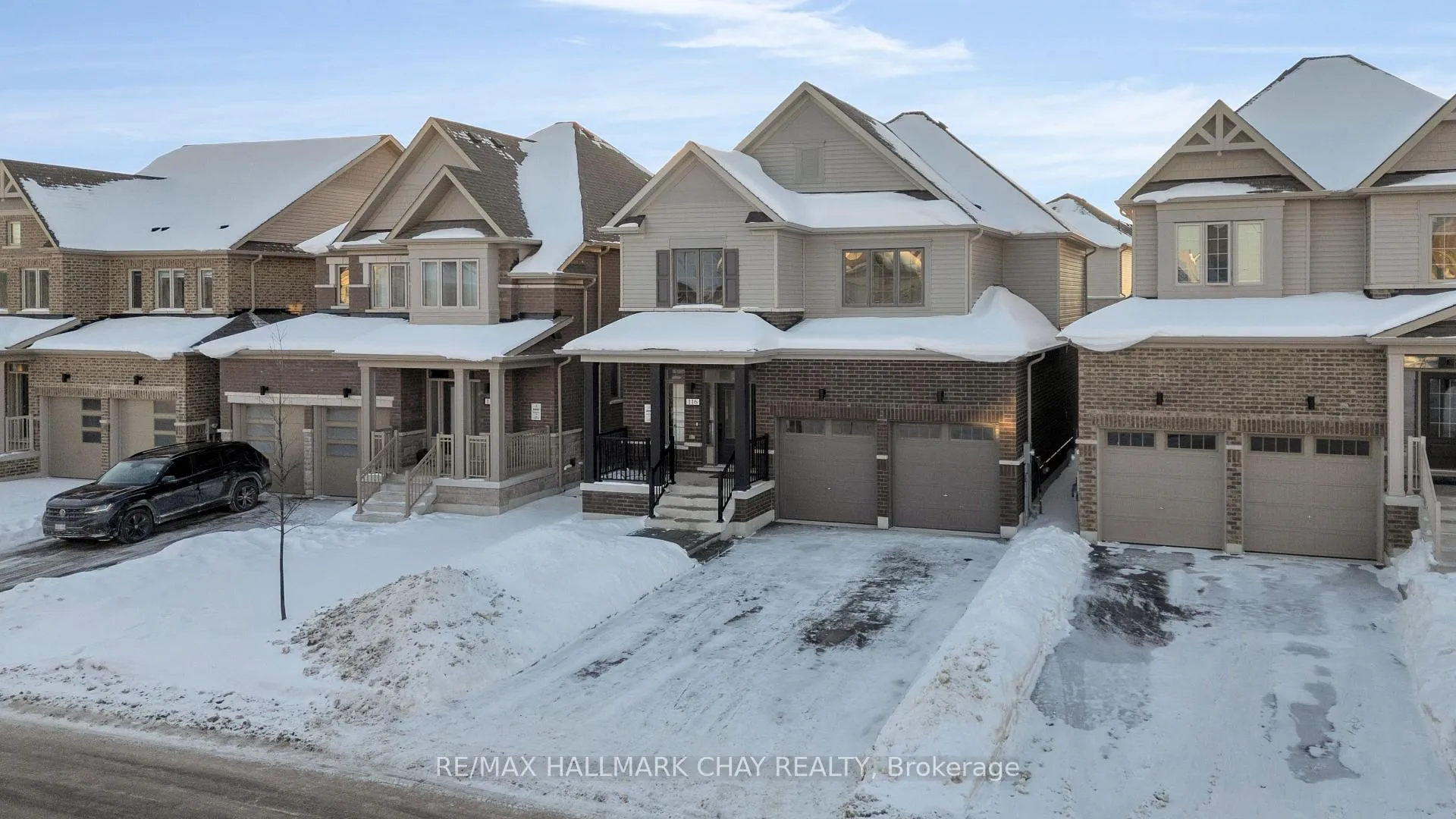 Photo 32 of 116 West Oak Trail, Barrie, Innis-Shore — HOMEH