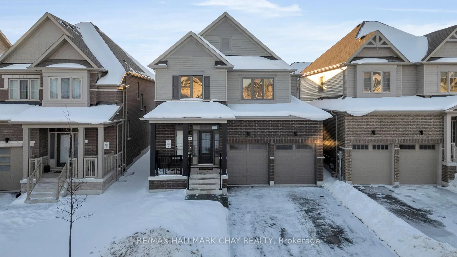 Photo 34 of 116 West Oak Trail, Barrie, Innis-Shore — HOMEH