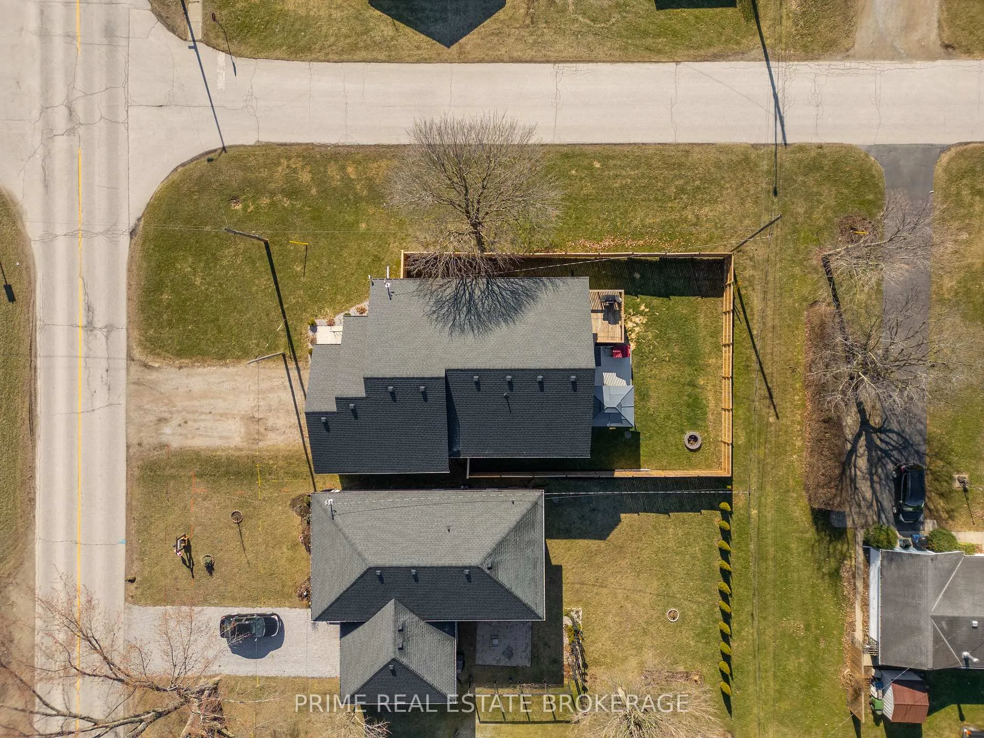 Photo 42 of 631 Main Street, Chatham-Kent, Bothwell — HOMEH