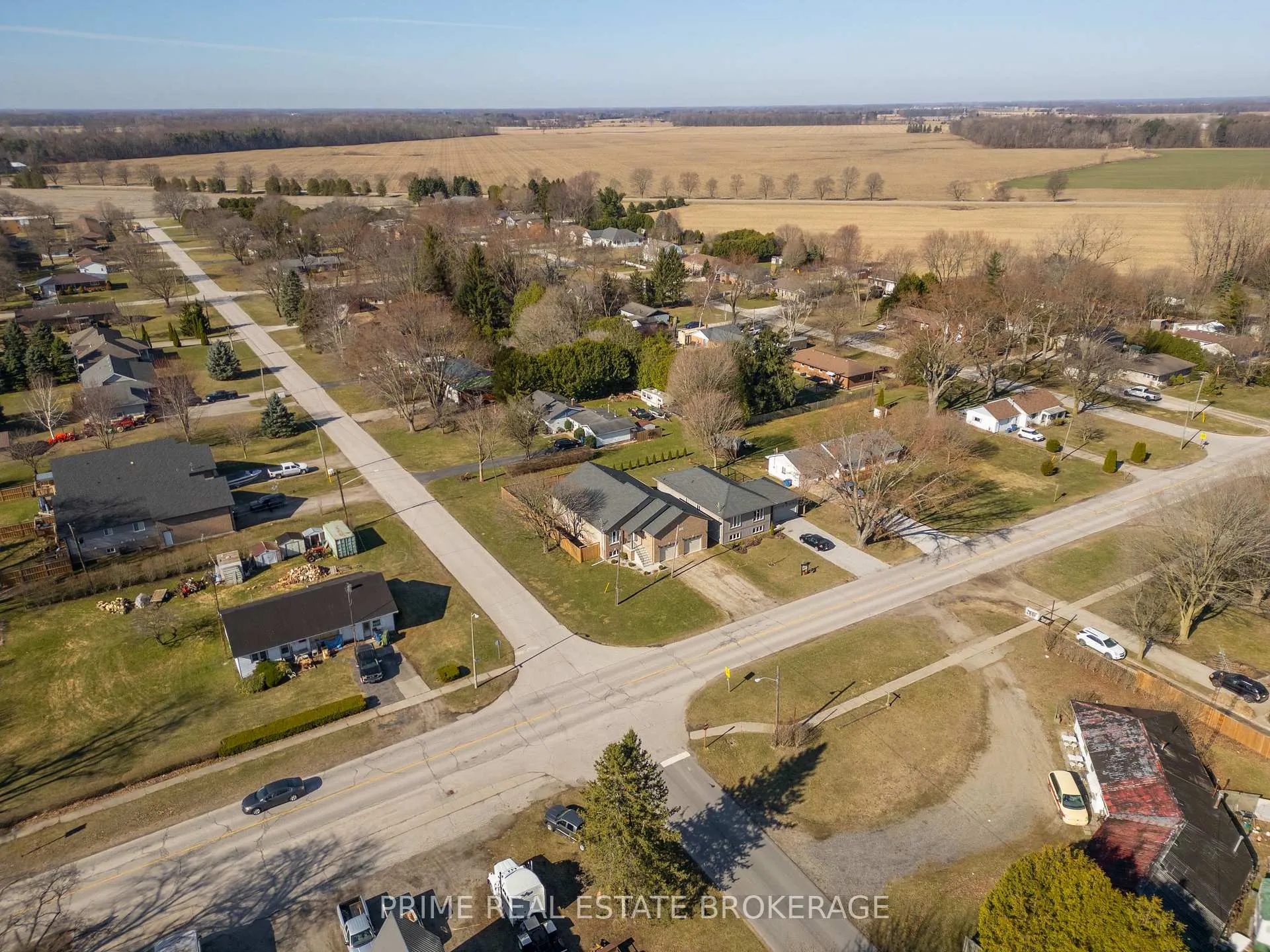 Photo 44 of 631 Main Street, Chatham-Kent, Bothwell — HOMEH