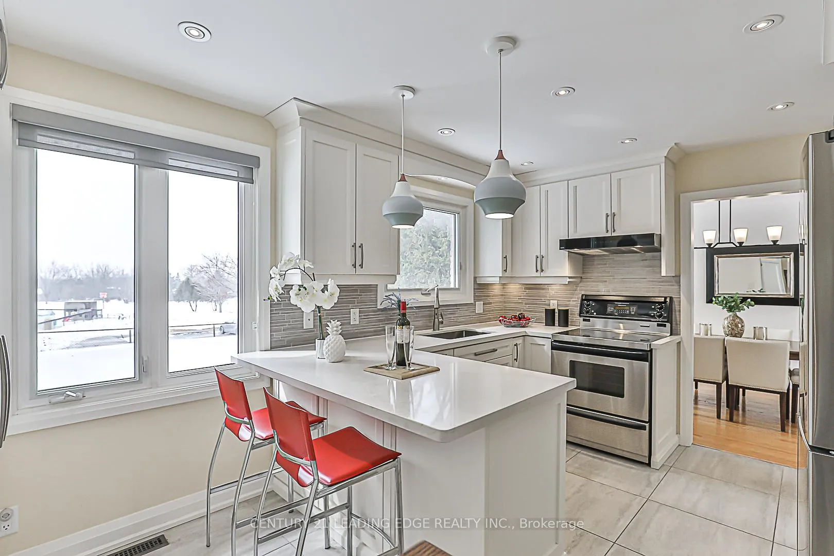 Photo 12 of 26 Wootten Way S, Markham, Sherwood-Amberglen — HOMEH