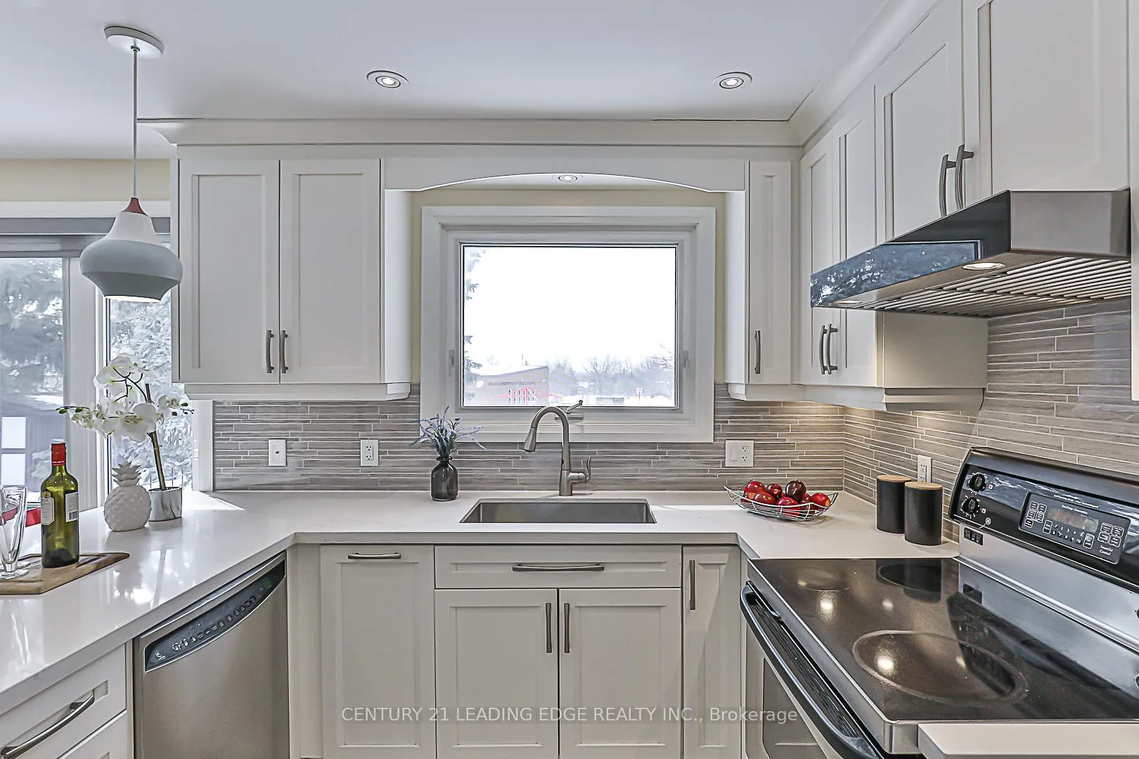 Photo 15 of 26 Wootten Way S, Markham, Sherwood-Amberglen — HOMEH