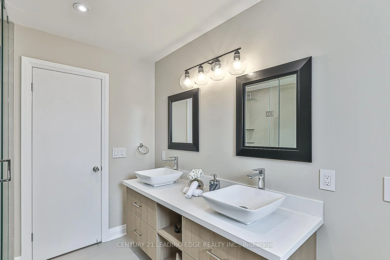 Photo 27 of 26 Wootten Way S, Markham, Sherwood-Amberglen — HOMEH