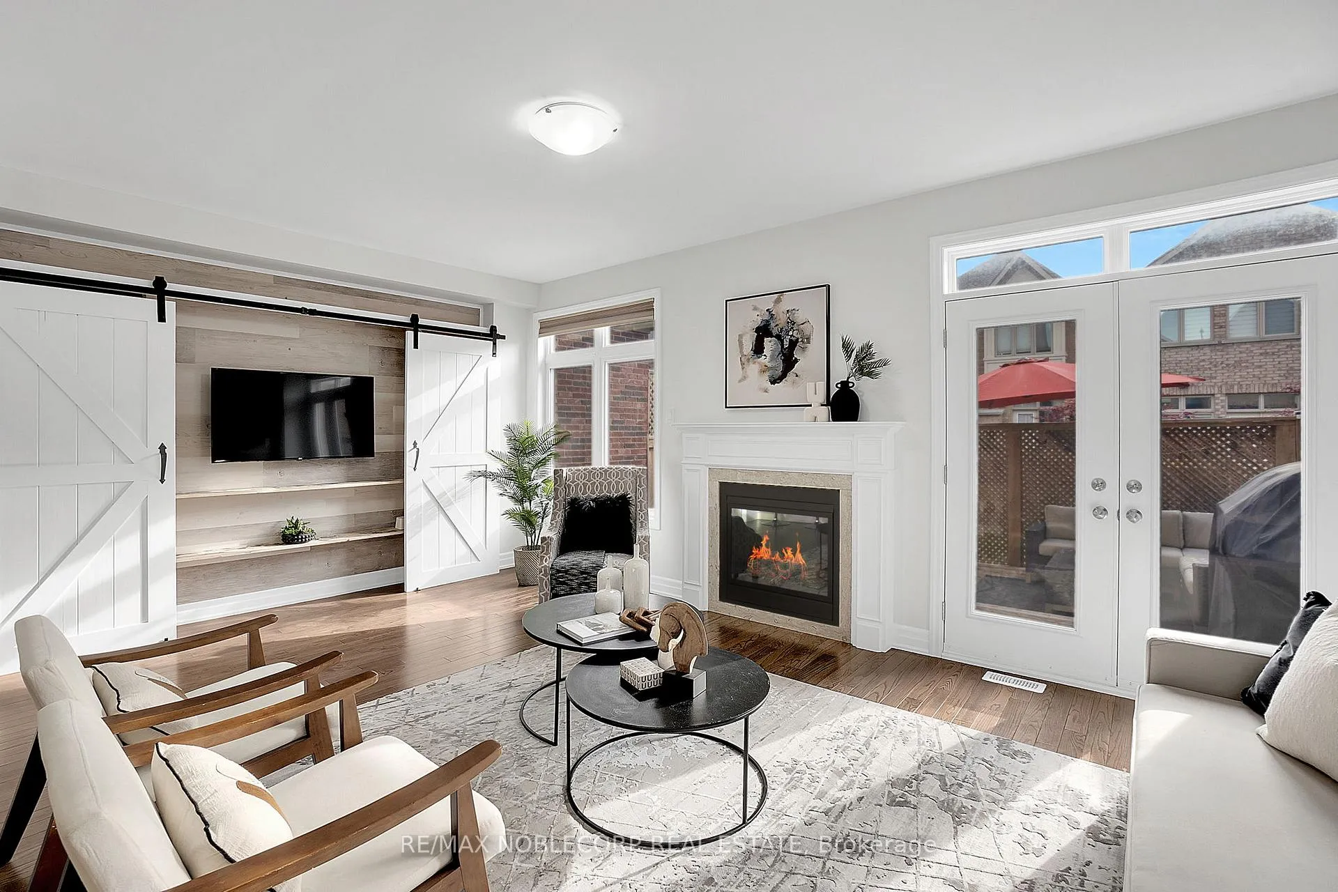 Photo 14 of 54 Wells Orchard Crescent, King, King City — HOMEH