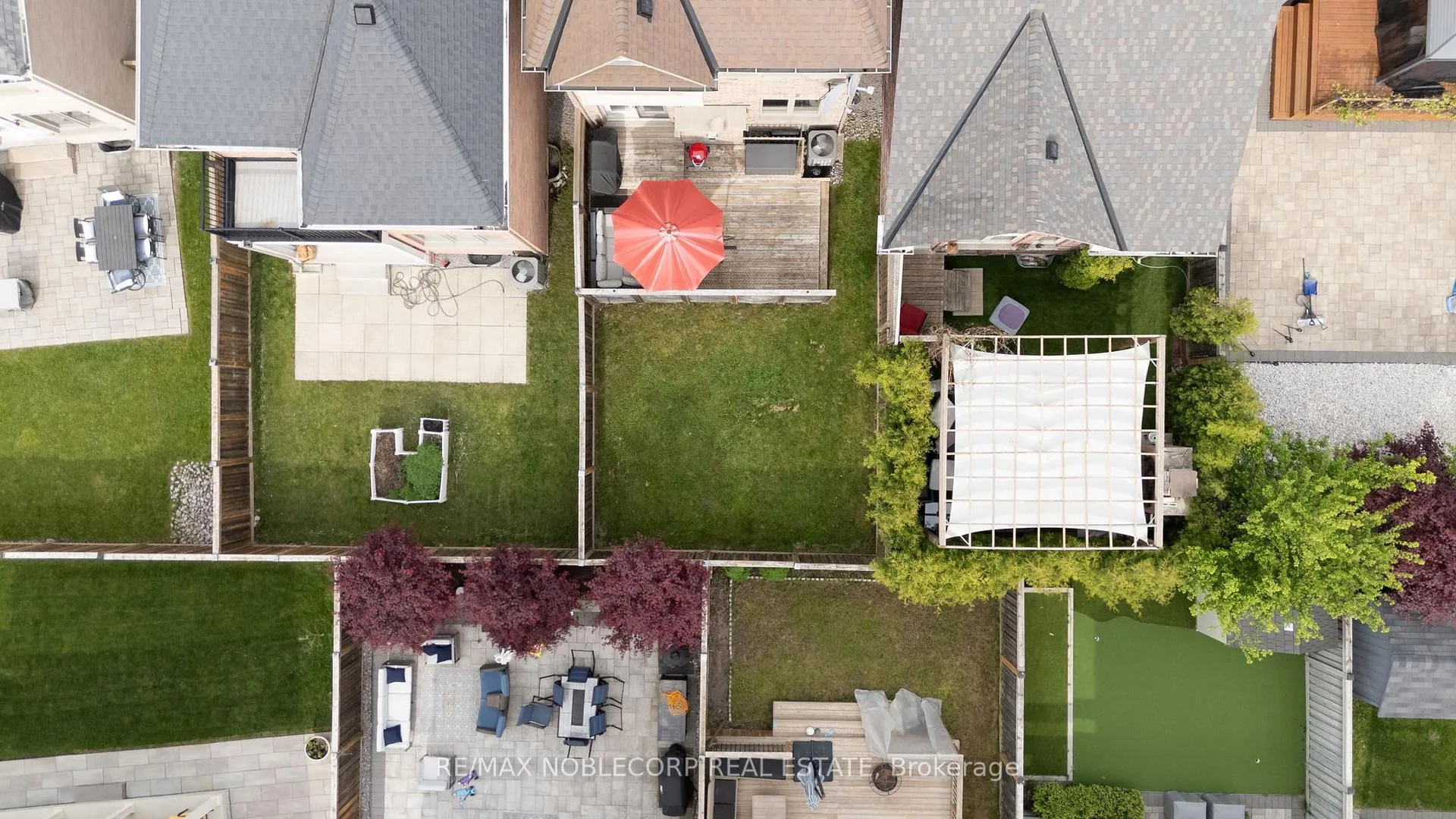 Photo 40 of 54 Wells Orchard Crescent, King, King City — HOMEH