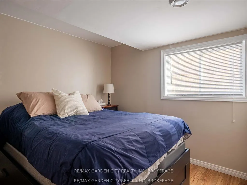 Photo 17 of 629 Broadway Avenue, Welland, Broadway — HOMEH