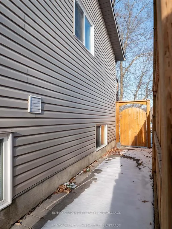 Photo 29 of 629 Broadway Avenue, Welland, Broadway — HOMEH
