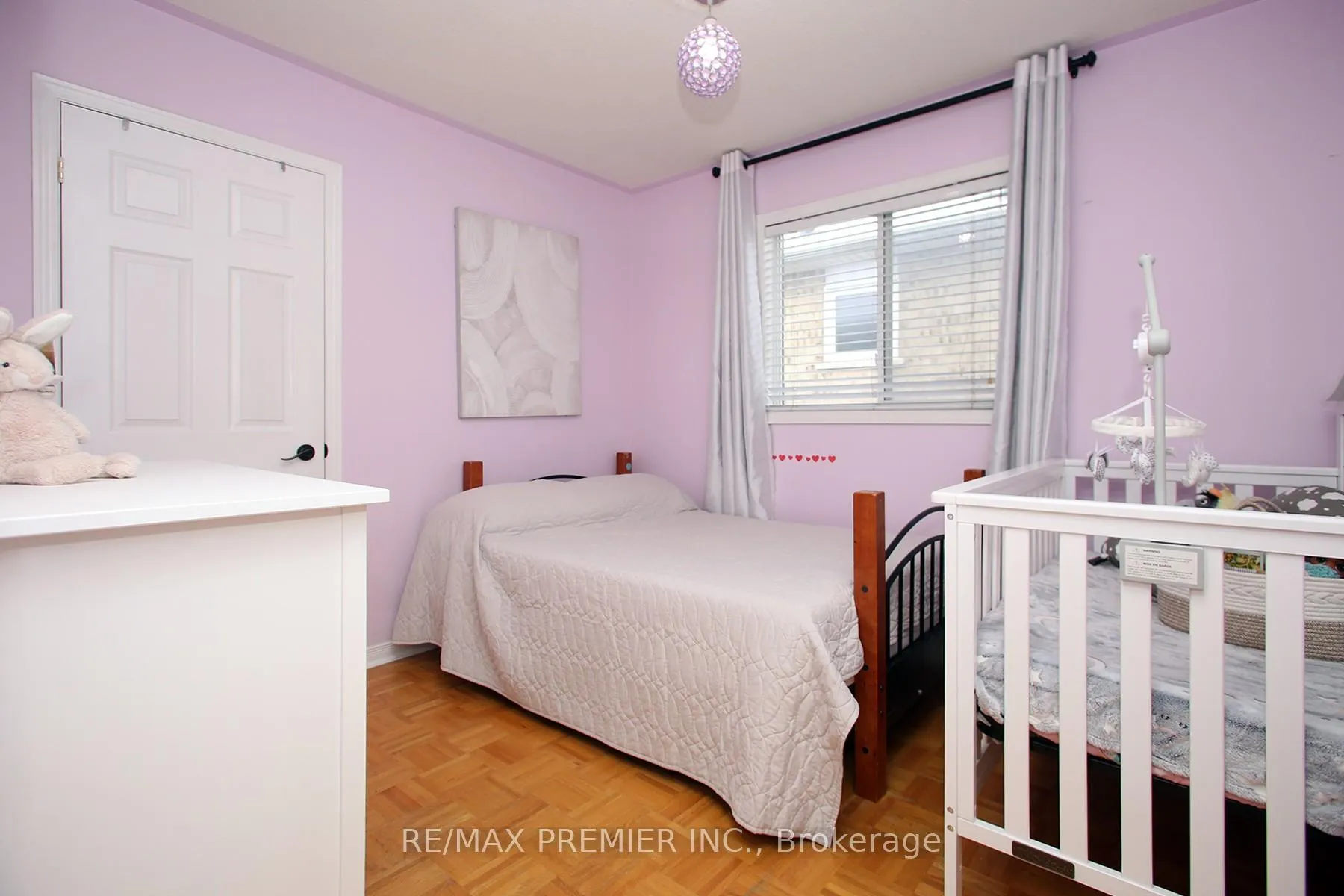 Photo 15 of 45 Dylan Street, Vaughan, Vellore Village — HOMEH