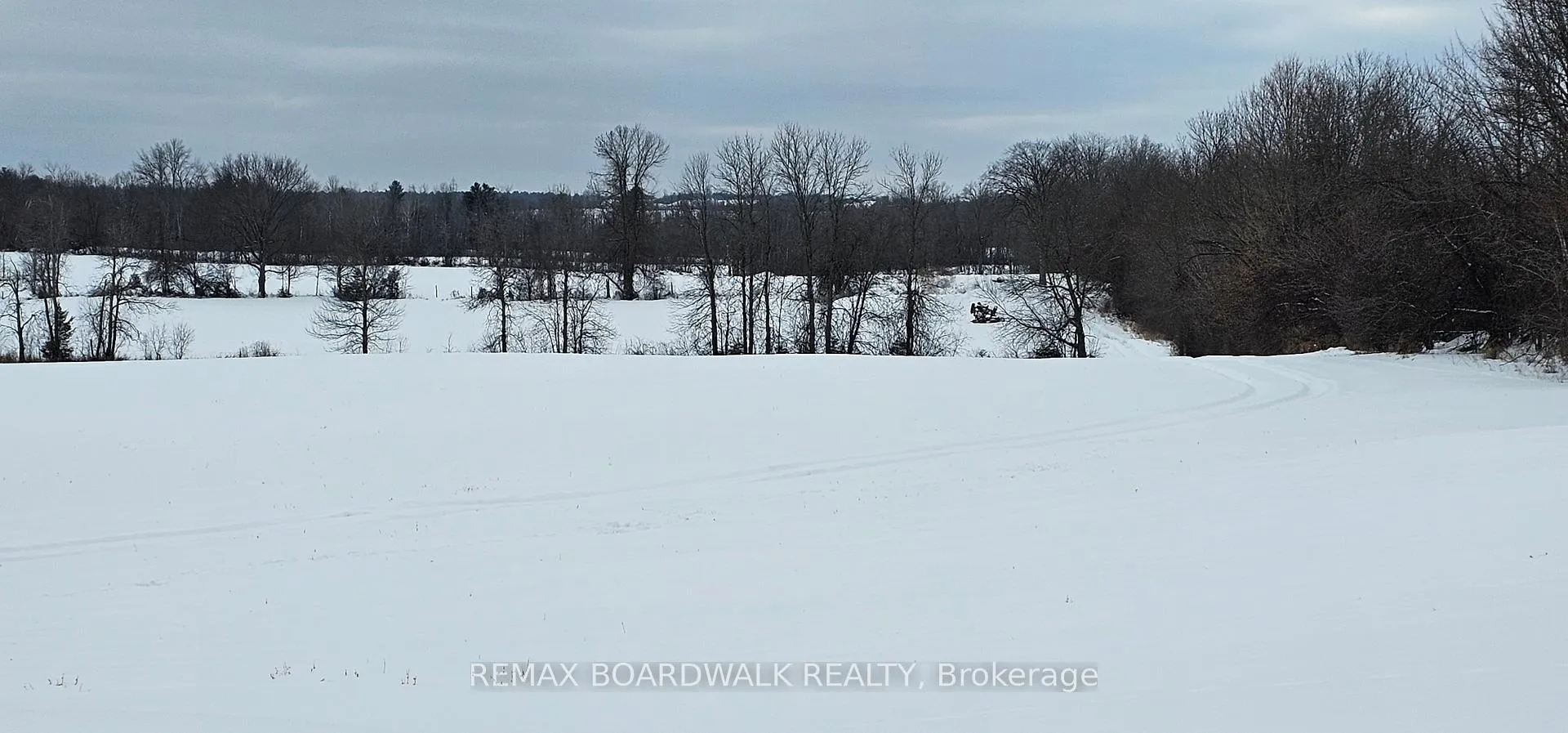 Photo 3 of 272 9th Concession Road, Rideau Lakes, Rideau Lakes (North Crosby) Twp — HOMEH