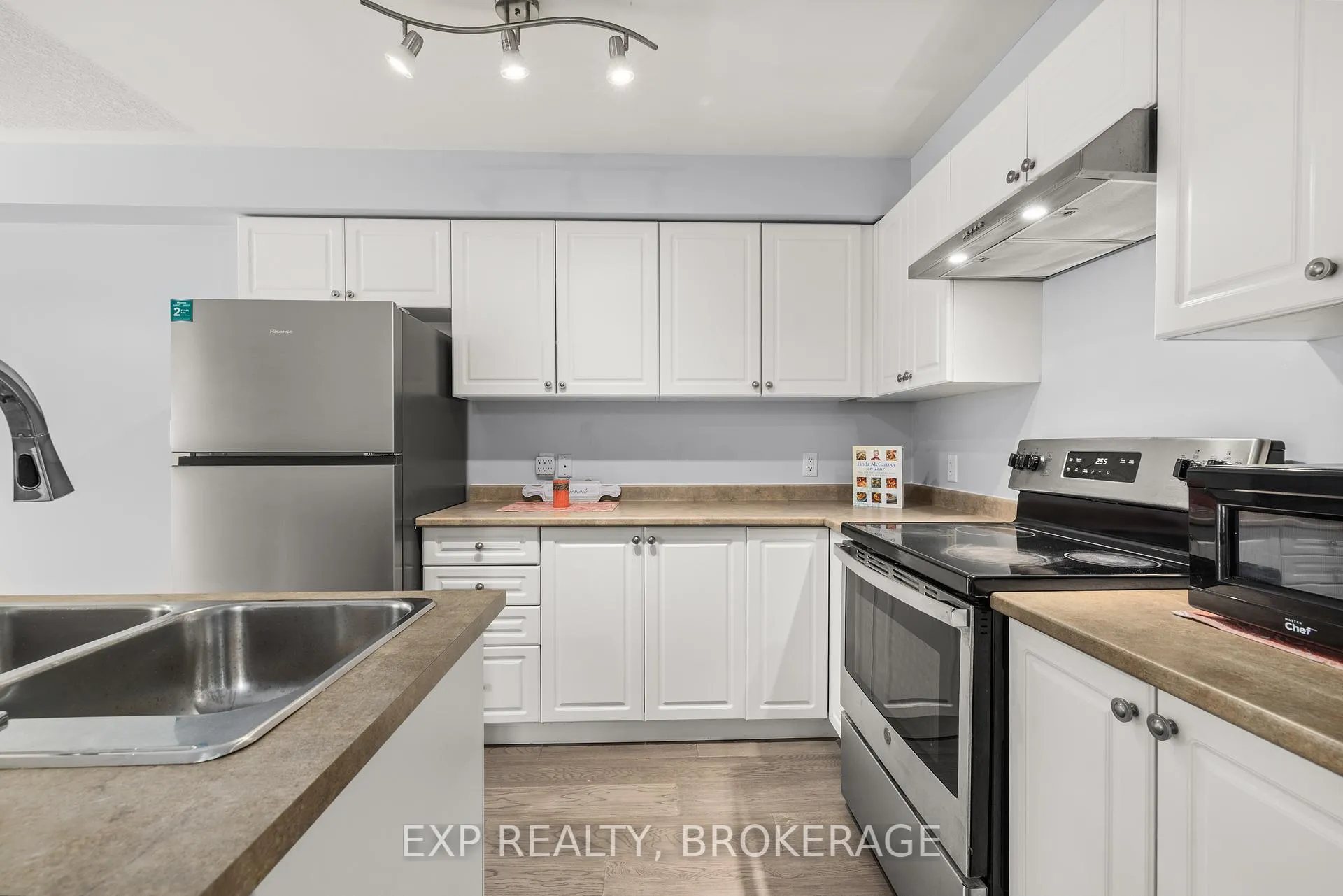 Photo 7 of 82 Amy Lynn Drive, Loyalist, Amherstview — HOMEH
