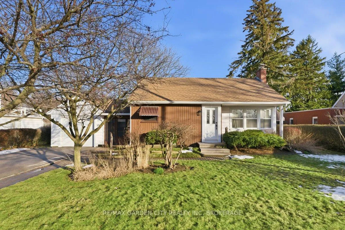 Photo 1 of 1509 Haist Street N, Pelham, Fonthill — HOMEH