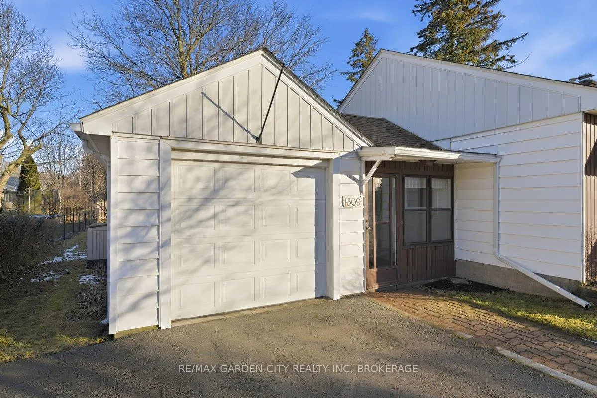 Photo 5 of 1509 Haist Street N, Pelham, Fonthill — HOMEH