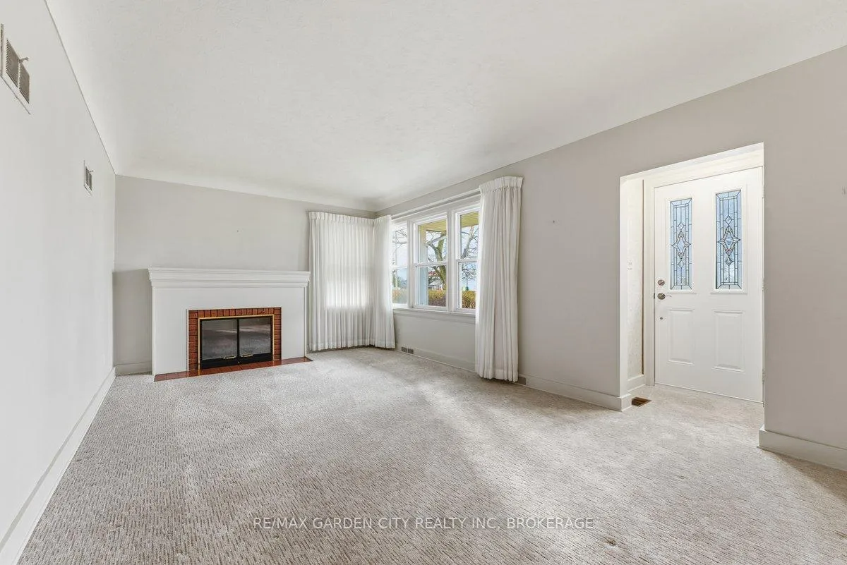 Photo 9 of 1509 Haist Street N, Pelham, Fonthill — HOMEH