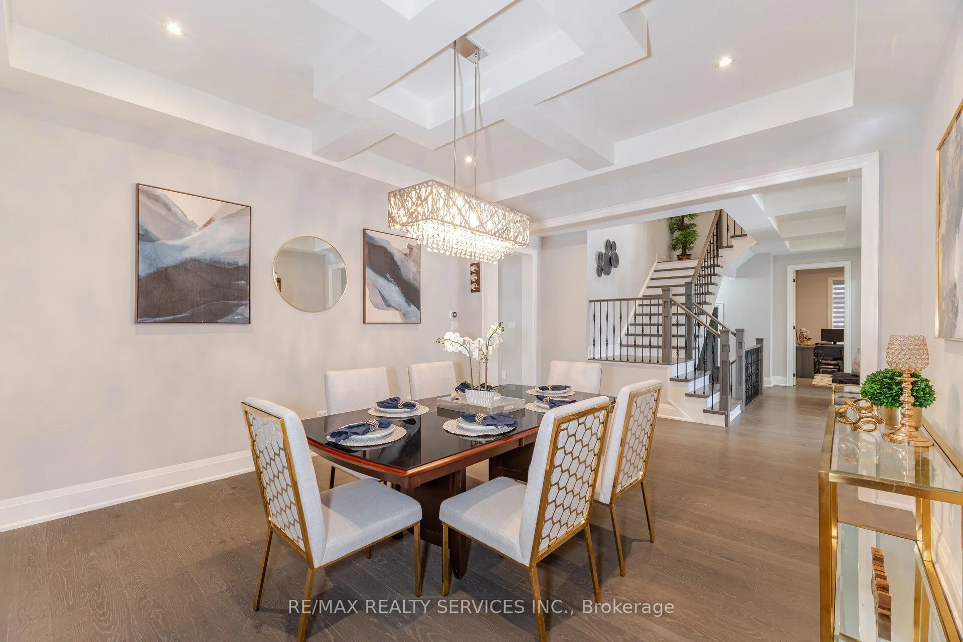 Photo 9 of 27 Endless Circle, Vaughan, Kleinburg — HOMEH