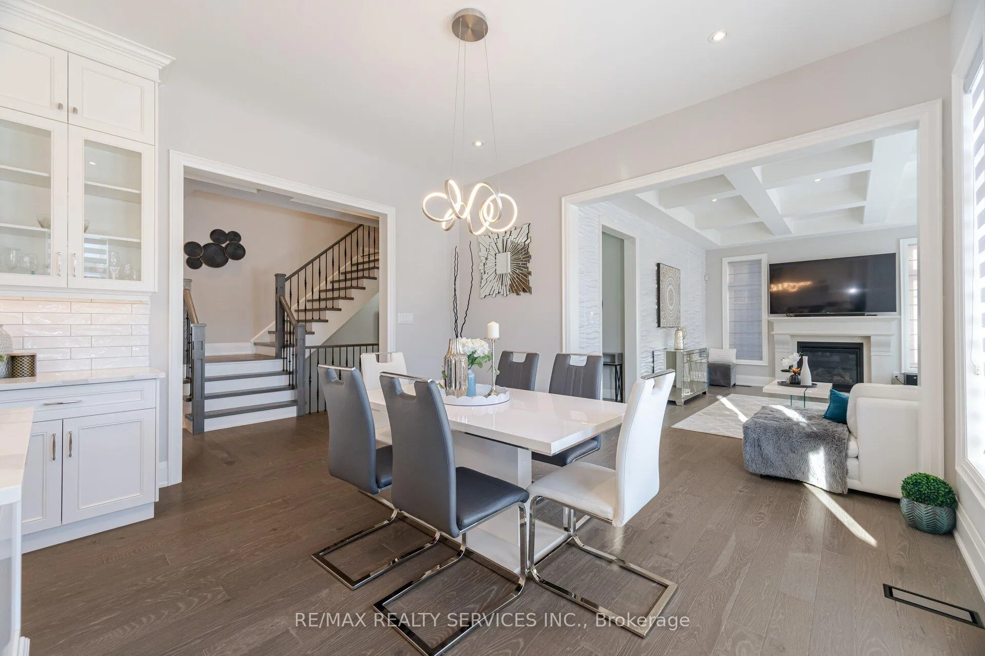 Photo 14 of 27 Endless Circle, Vaughan, Kleinburg — HOMEH