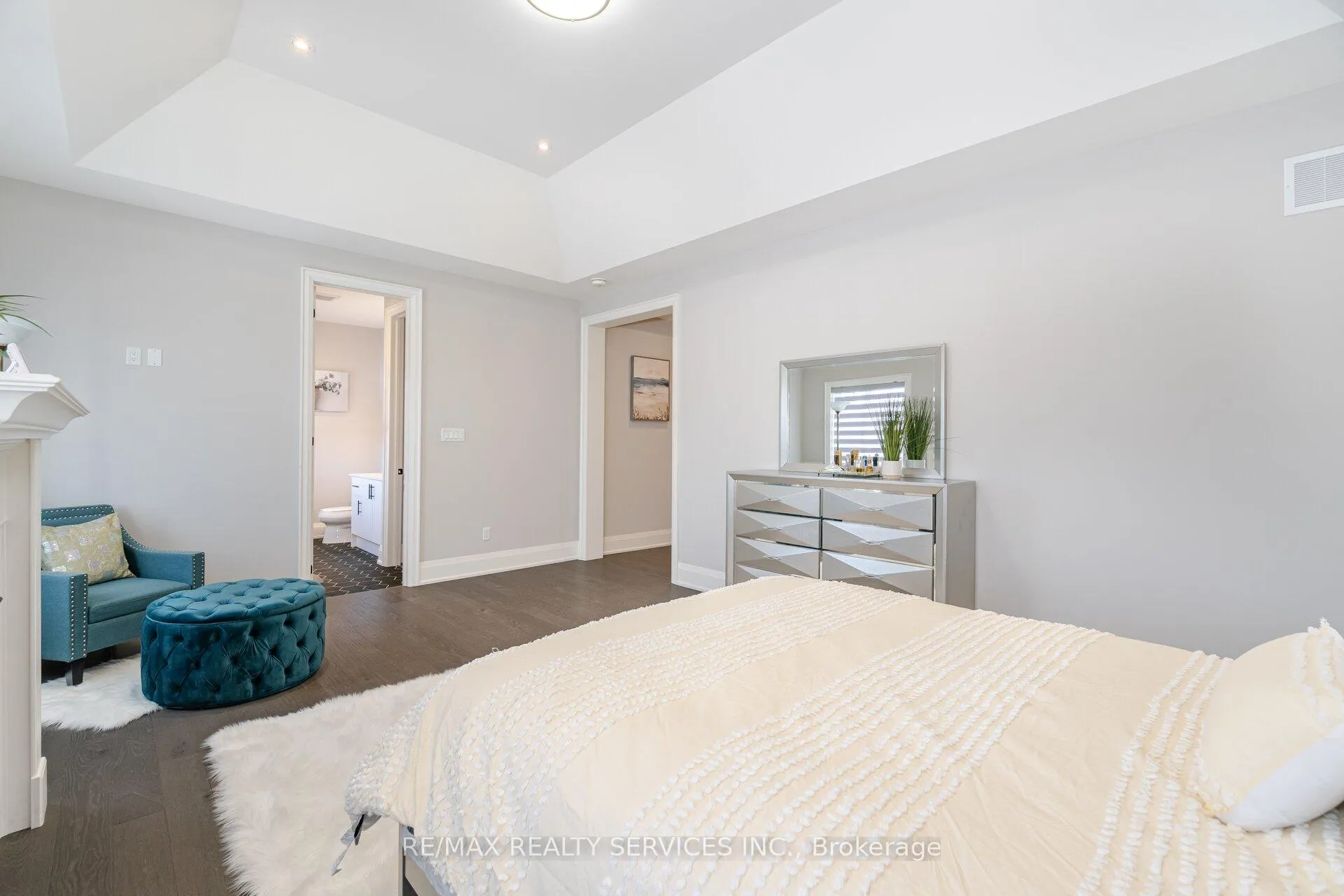 Photo 26 of 27 Endless Circle, Vaughan, Kleinburg — HOMEH
