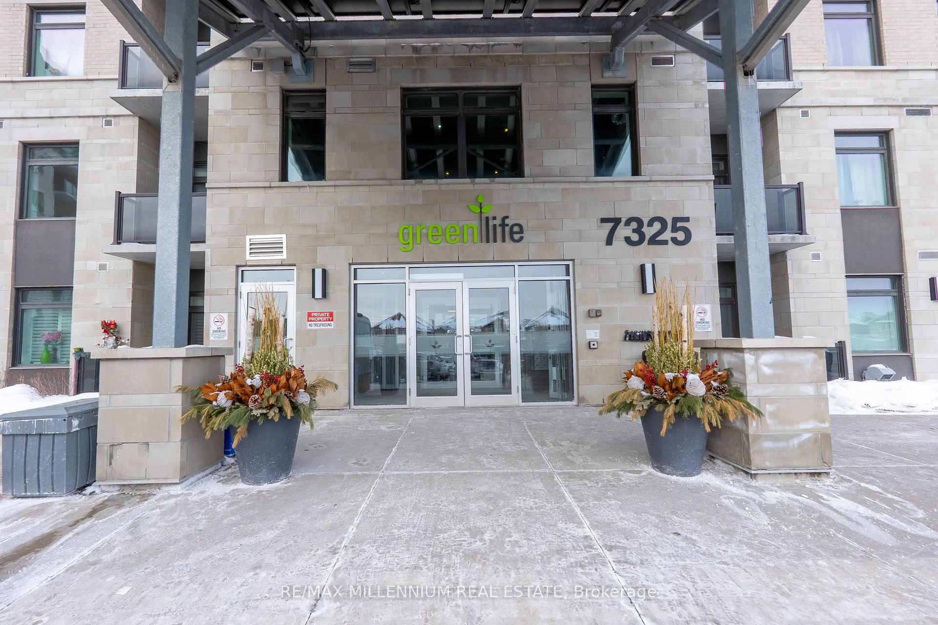 Photo 5 of Unit 323, 7325 Markham Road, Markham, Cedarwood — HOMEH