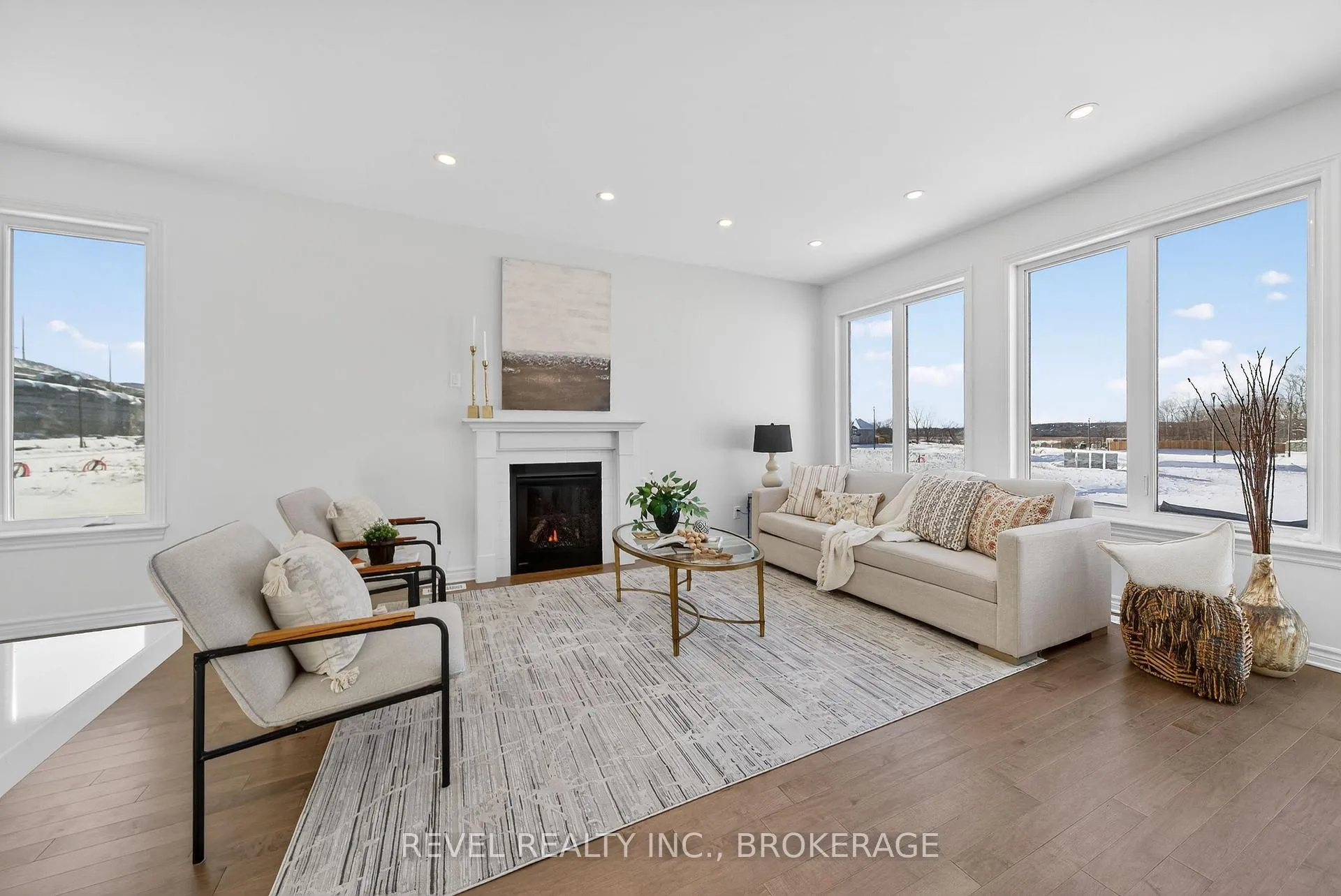 Photo 16 of 322 Dockside Drive, Kingston, Kingston East (Incl Barret Crt) — HOMEH