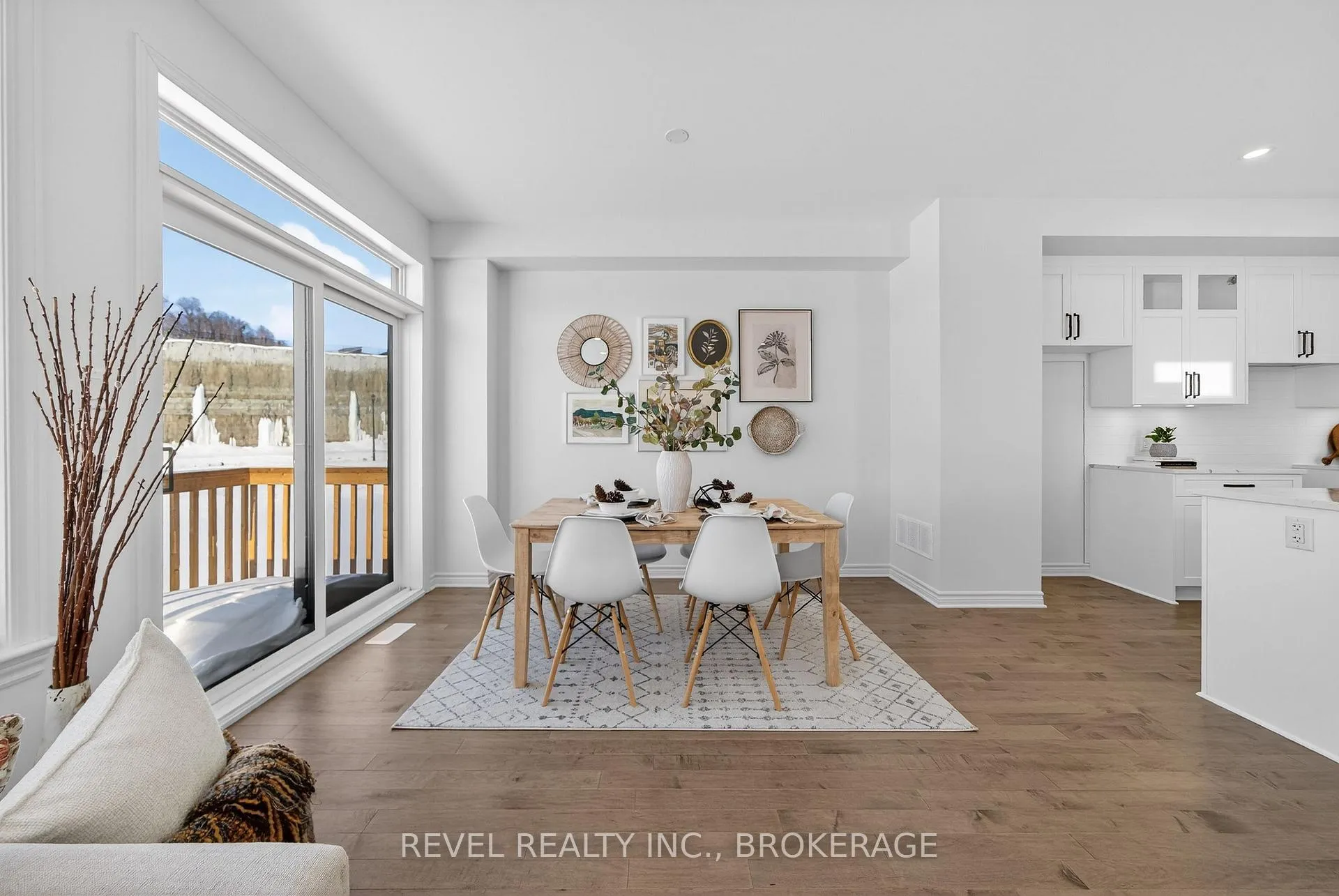 Photo 19 of 322 Dockside Drive, Kingston, Kingston East (Incl Barret Crt) — HOMEH