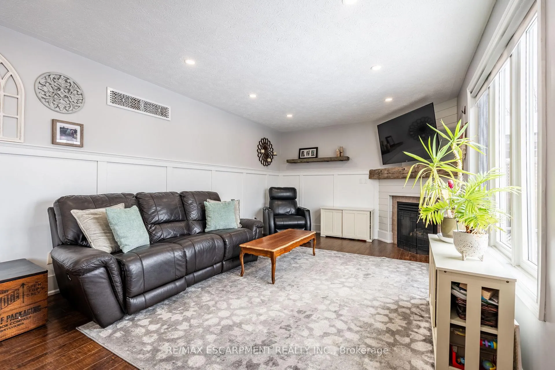 Photo 14 of 78 Celtic Drive, Haldimand — HOMEH
