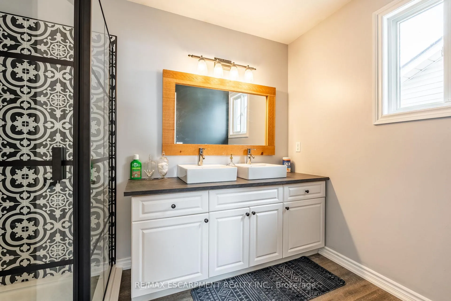 Photo 22 of 78 Celtic Drive, Haldimand — HOMEH