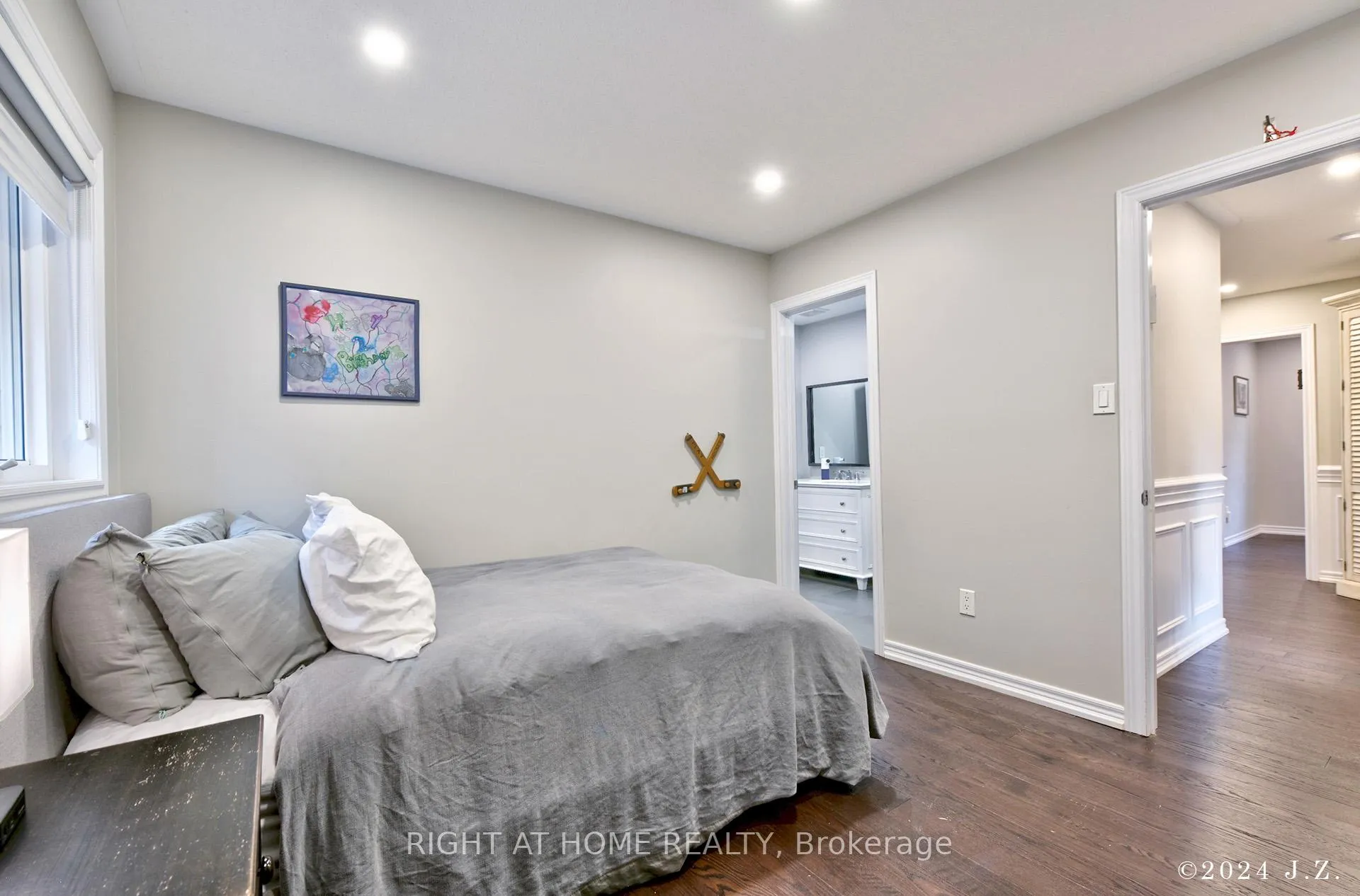 Photo 20 of 19 Cabernet Road, Vaughan, Patterson — HOMEH