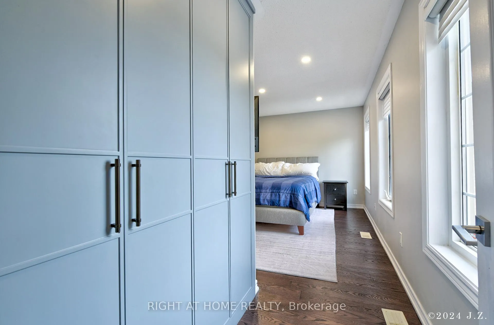 Photo 23 of 19 Cabernet Road, Vaughan, Patterson — HOMEH