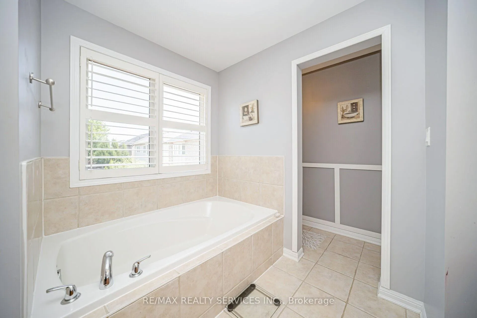Photo 27 of 472 Tonelli Lane, Milton, Harrison — HOMEH