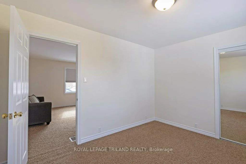 Photo 15 of 102 Alma Street, St. Thomas — HOMEH