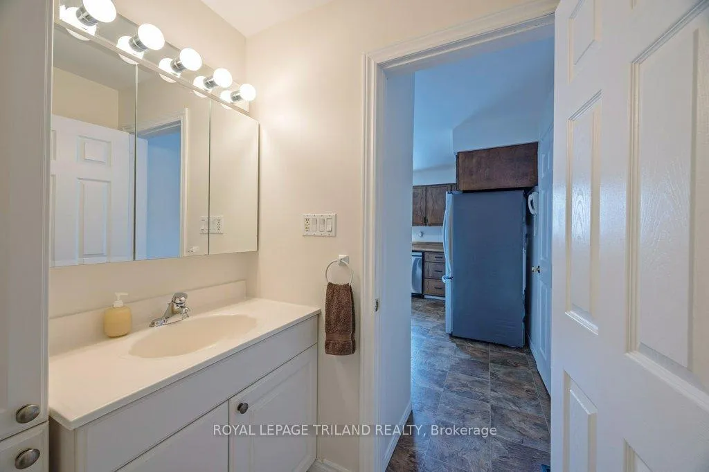 Photo 17 of 102 Alma Street, St. Thomas — HOMEH
