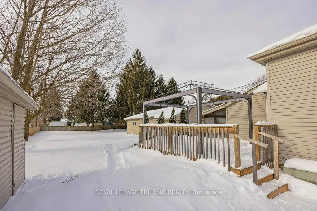 Photo 27 of 102 Alma Street, St. Thomas — HOMEH