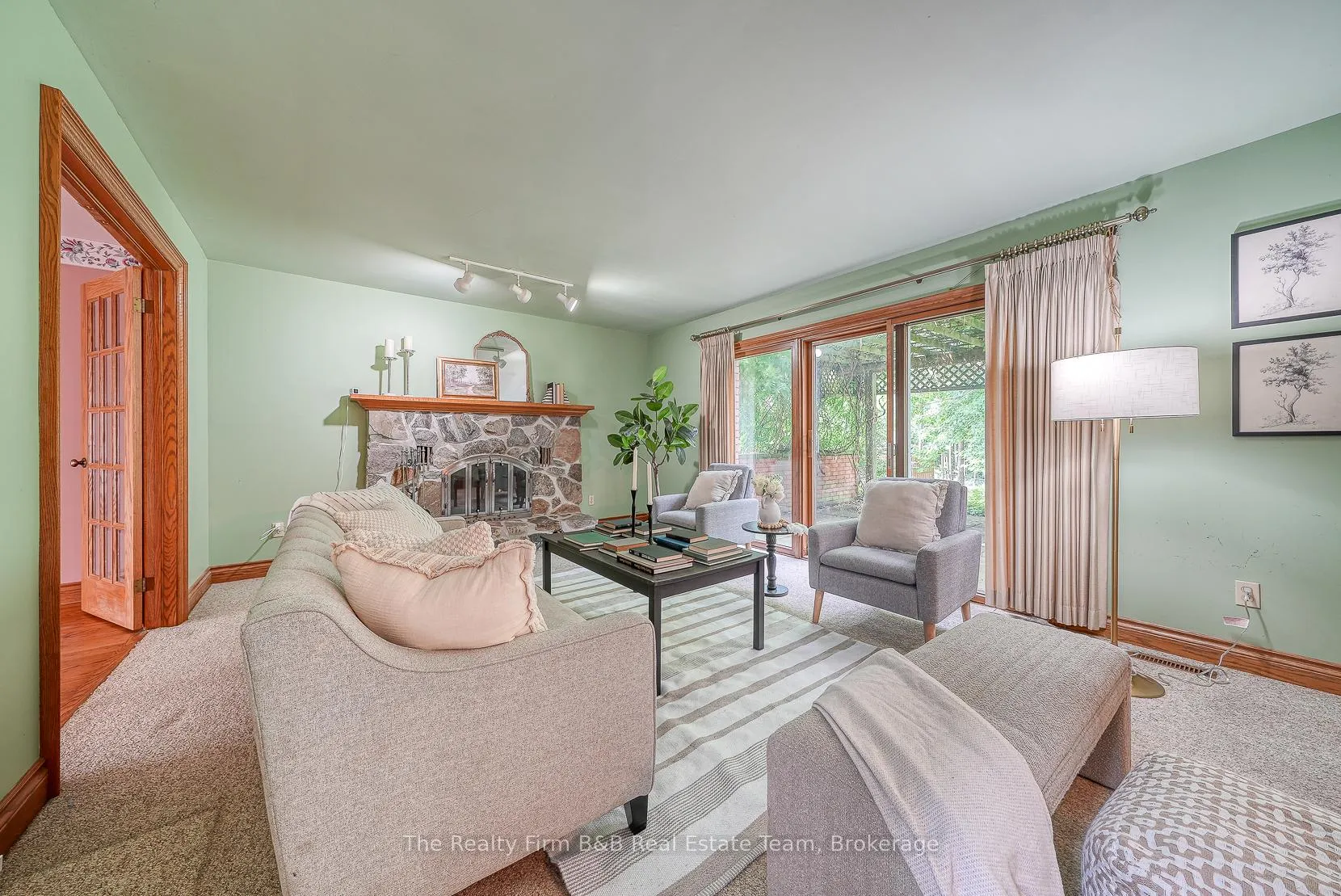 Photo 15 of 45 Pondview Court, Thames Centre, Dorchester — HOMEH