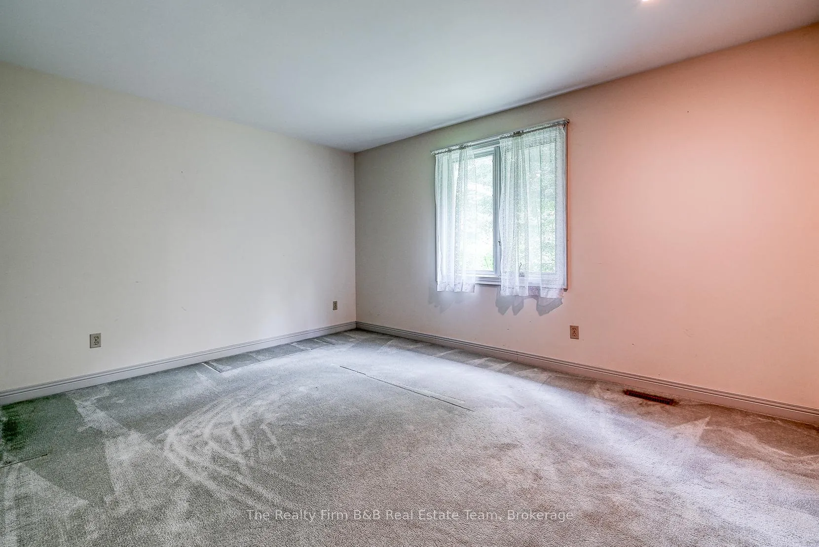 Photo 30 of 45 Pondview Court, Thames Centre, Dorchester — HOMEH