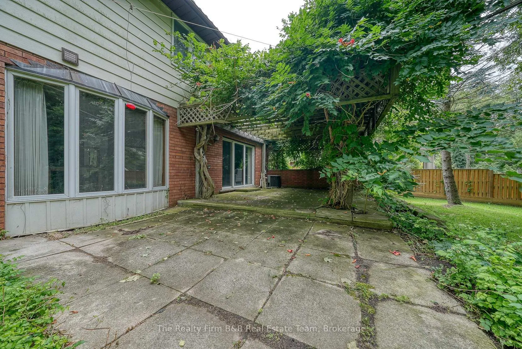 Photo 46 of 45 Pondview Court, Thames Centre, Dorchester — HOMEH