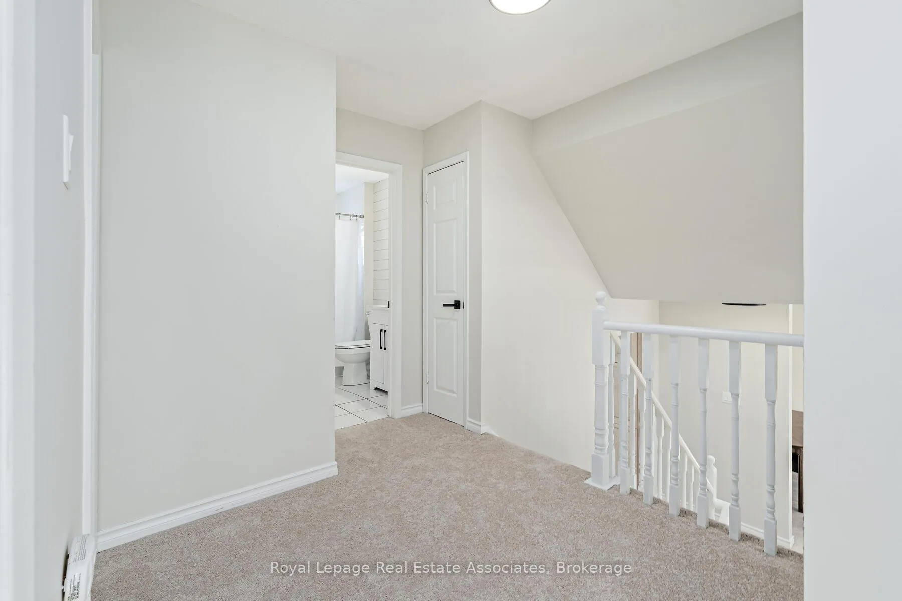 Photo 21 of 358 Mcnabb Crescent, Milton, Dorset Park — HOMEH